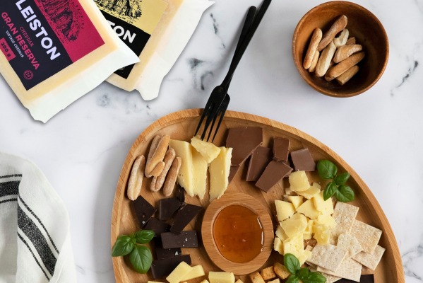 Descubre el auténtico sabor del queso cheddar inglés con Leiston